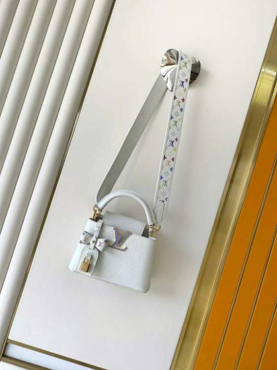 Picture of Louis Vuitton Handbags _SKUfw201146127fw